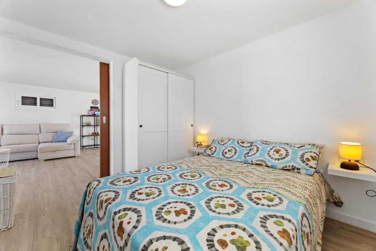 Famara Loft 12 Apartment ภายนอก รูปภาพ
